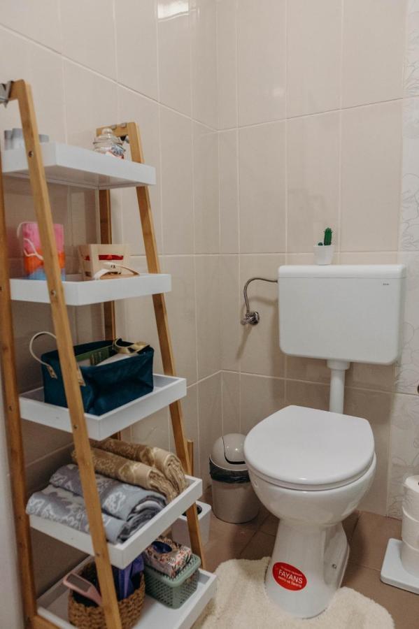 Holy Apartment Dakovo Ngoại thất bức ảnh