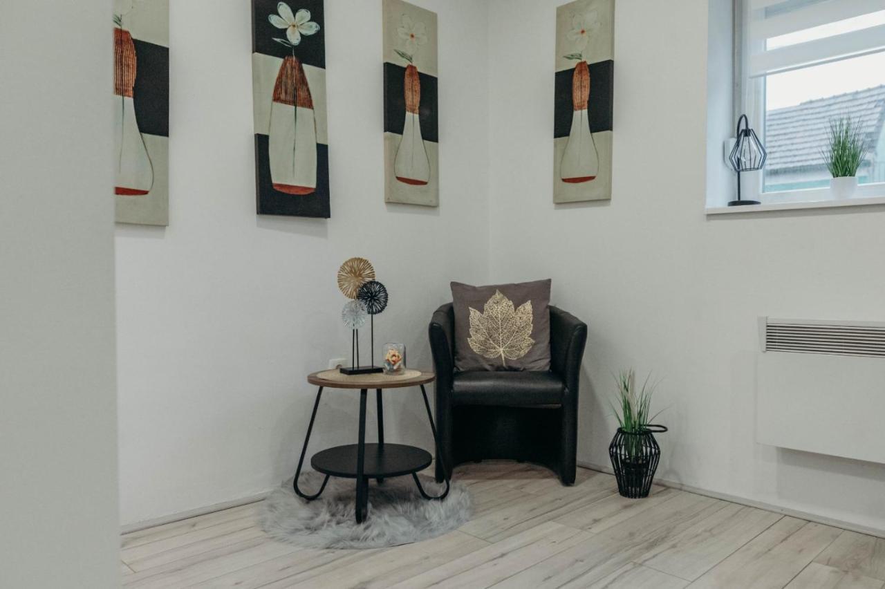Holy Apartment Dakovo Ngoại thất bức ảnh