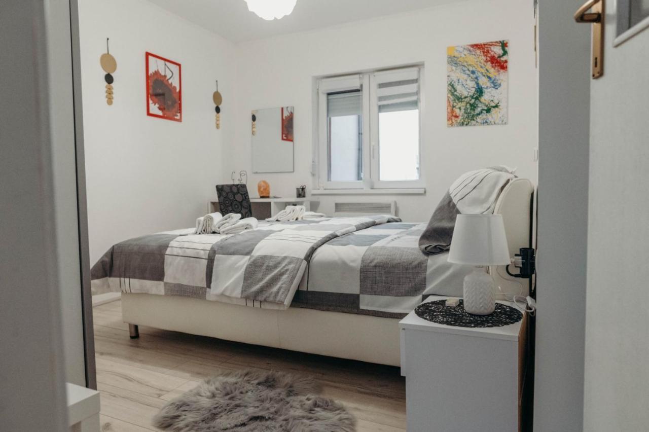 Holy Apartment Dakovo Ngoại thất bức ảnh